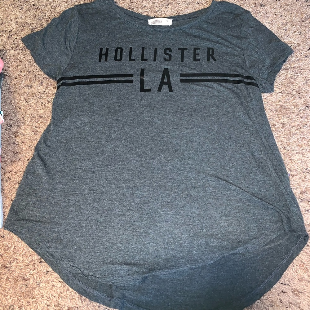 Hollister tee shirt